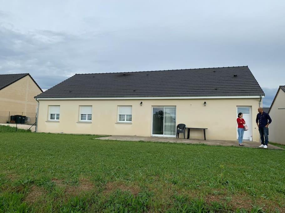 Вилла Une Maison Equipee Et Simple. Невер Экстерьер фото